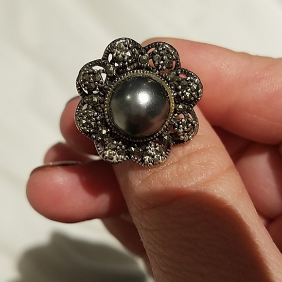 Flower Cocktail ring - Picture 3 of 3